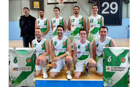 A 2 F et C.M.B PARTENAIRES DES SENIORS 3