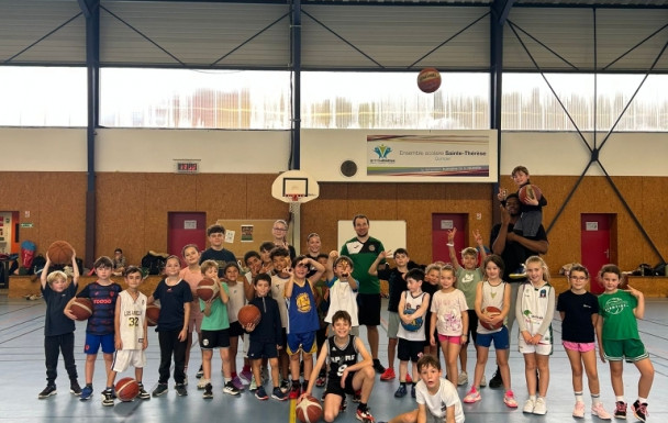 Bénévole et fidèle supportrice, tu vas nous manquer Marie-Hélène.